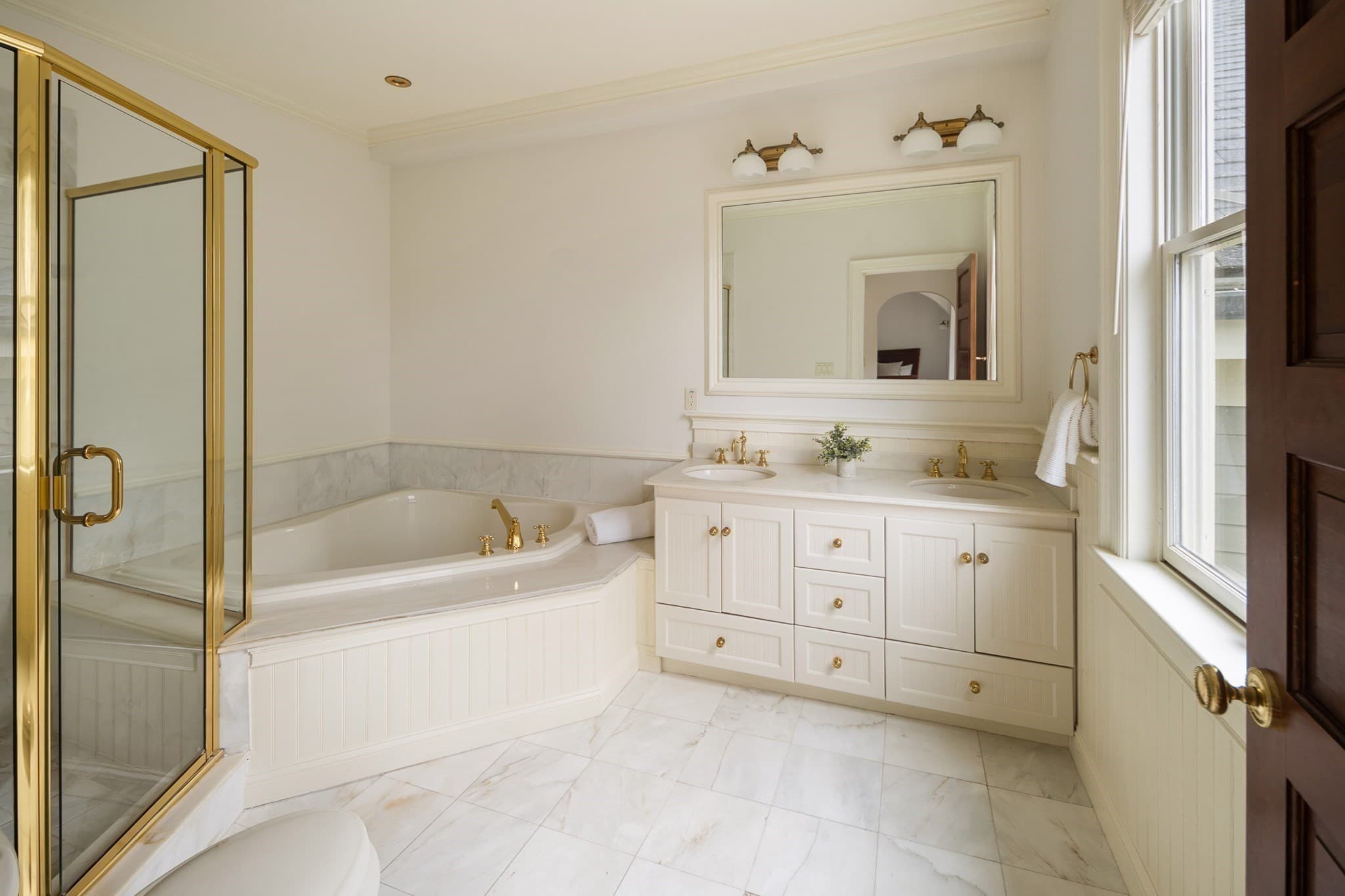 Single Family Residence at 14 Winthrop St, Newton MA 02465, Newton, photo 18 of 33