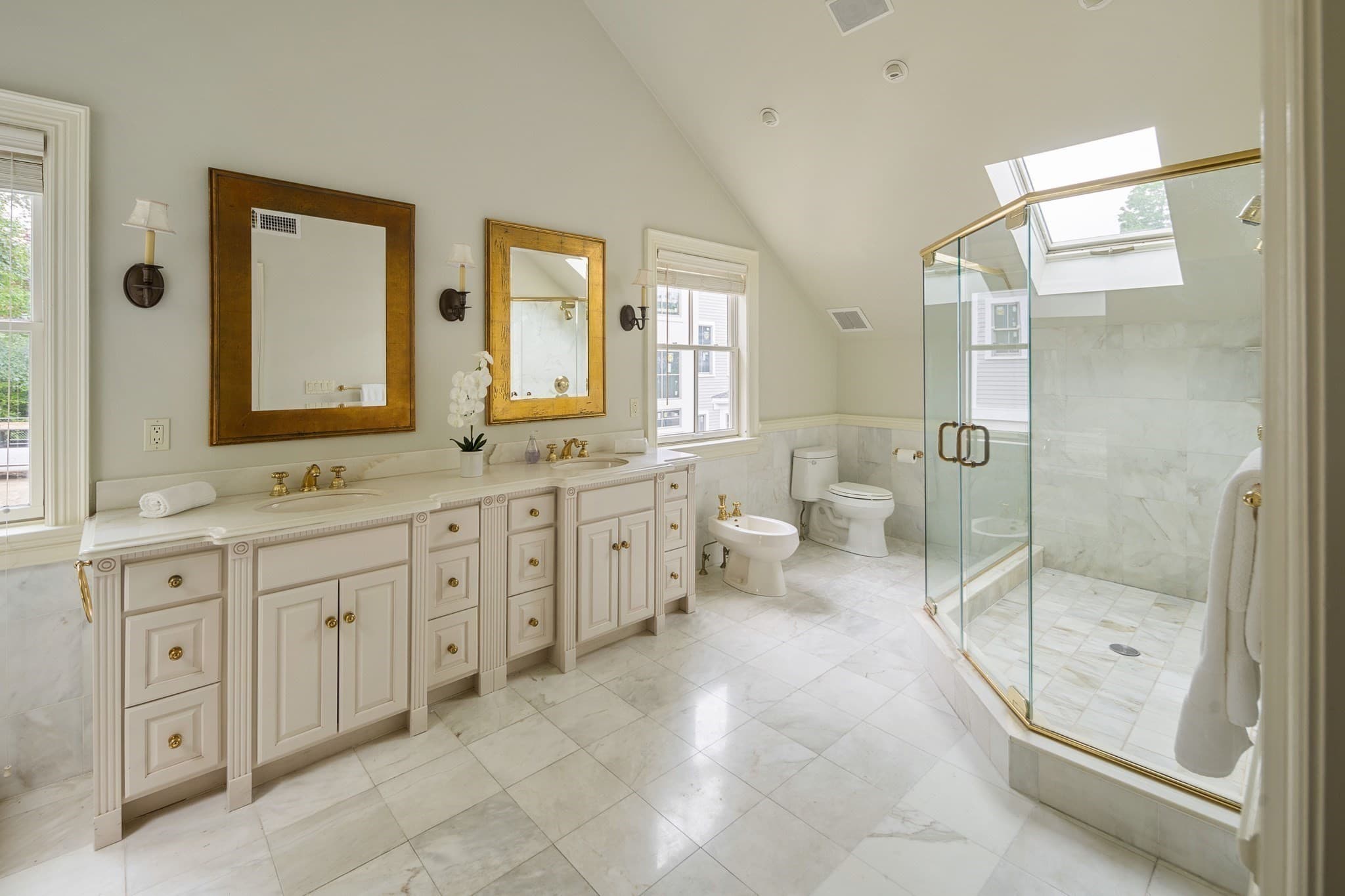 Single Family Residence at 14 Winthrop St, Newton MA 02465, Newton, photo 15 of 33
