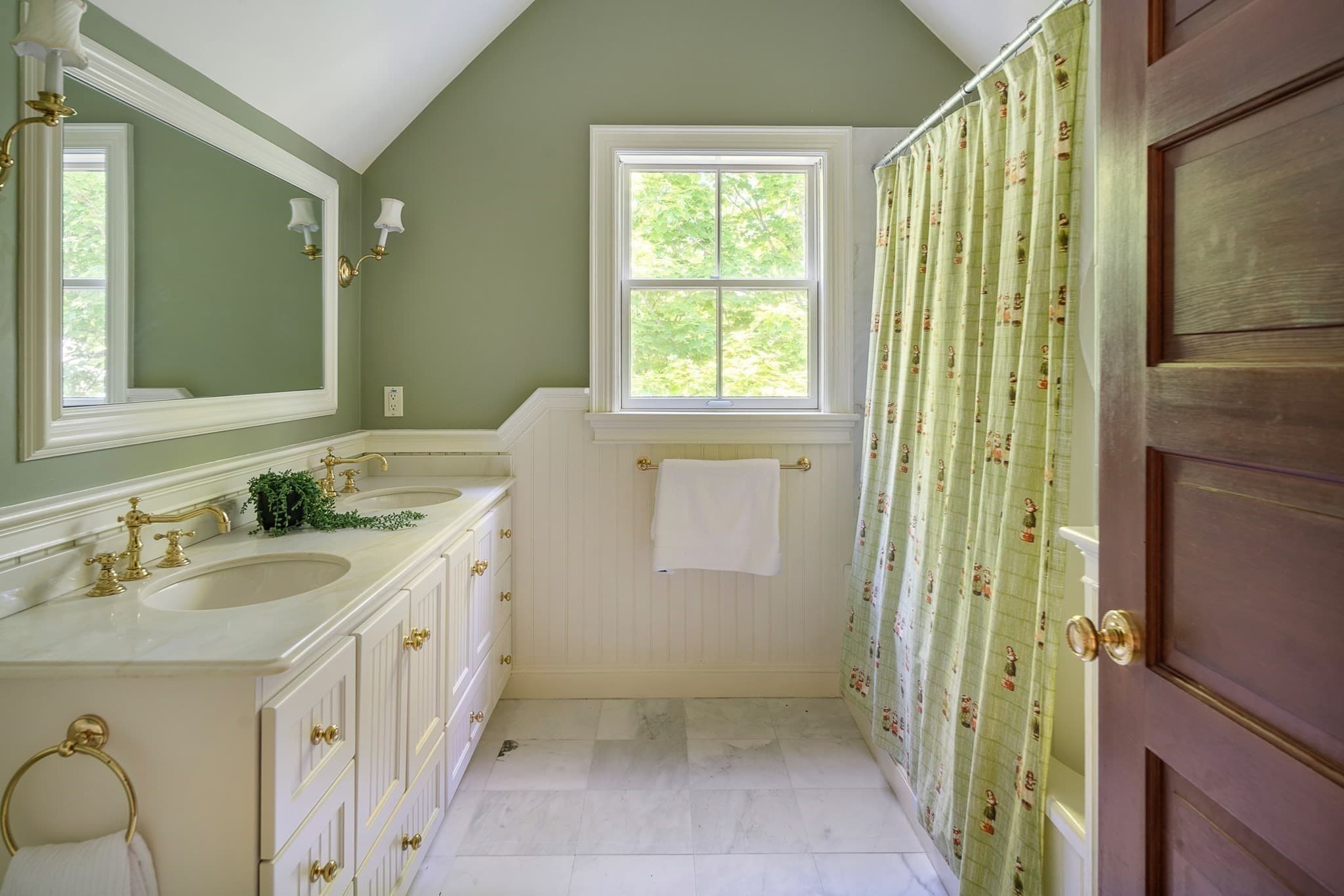 Single Family Residence at 14 Winthrop St, Newton MA 02465, Newton, photo 25 of 33