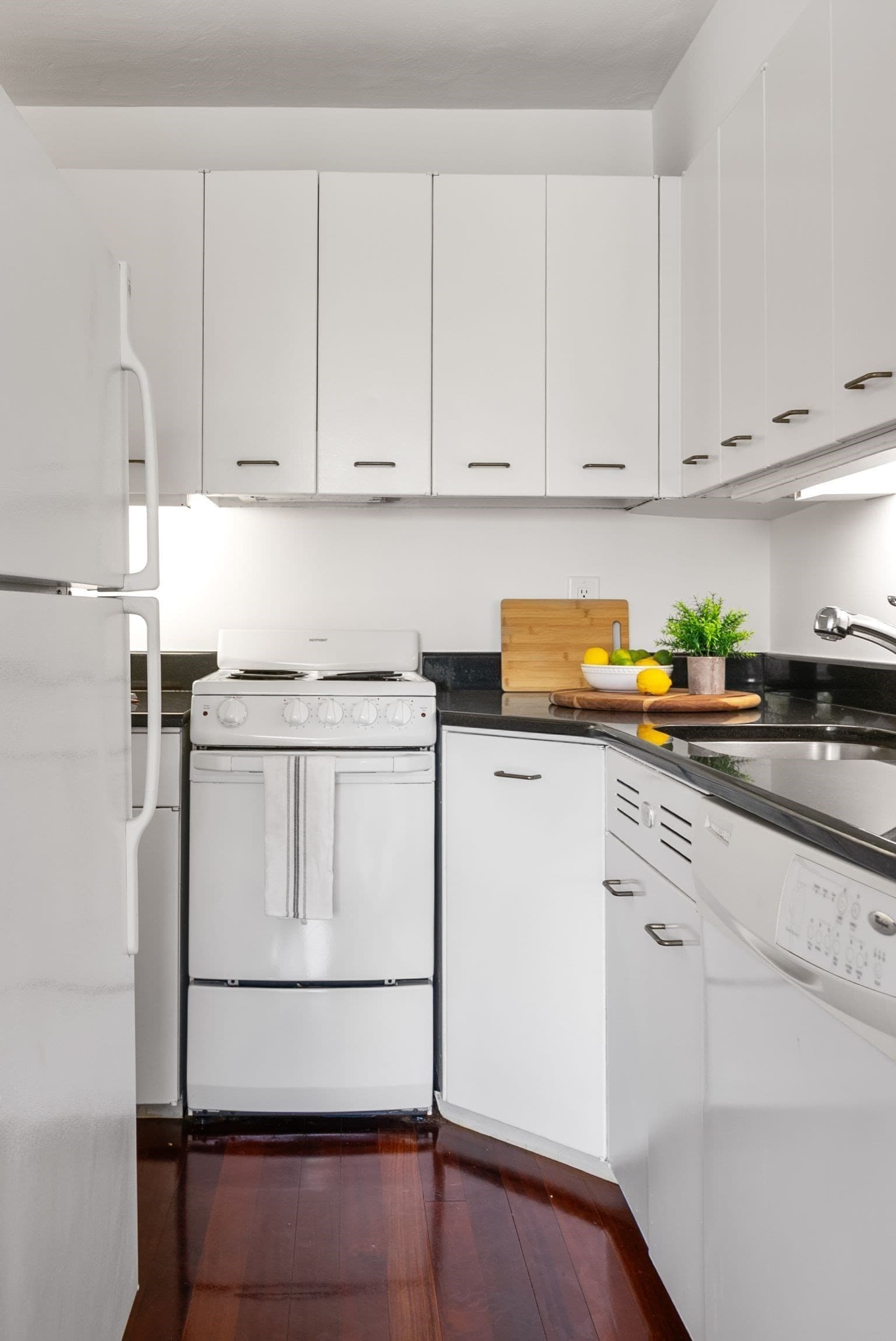 Condominium at 29 Concord Avenue # 705, Cambridge MA 02138, Cambridge, photo 9 of 14