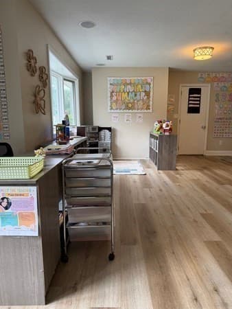 Single Family Residence at 443 Cross Rd, Dartmouth MA 02747, Dartmouth, photo 5 of 16