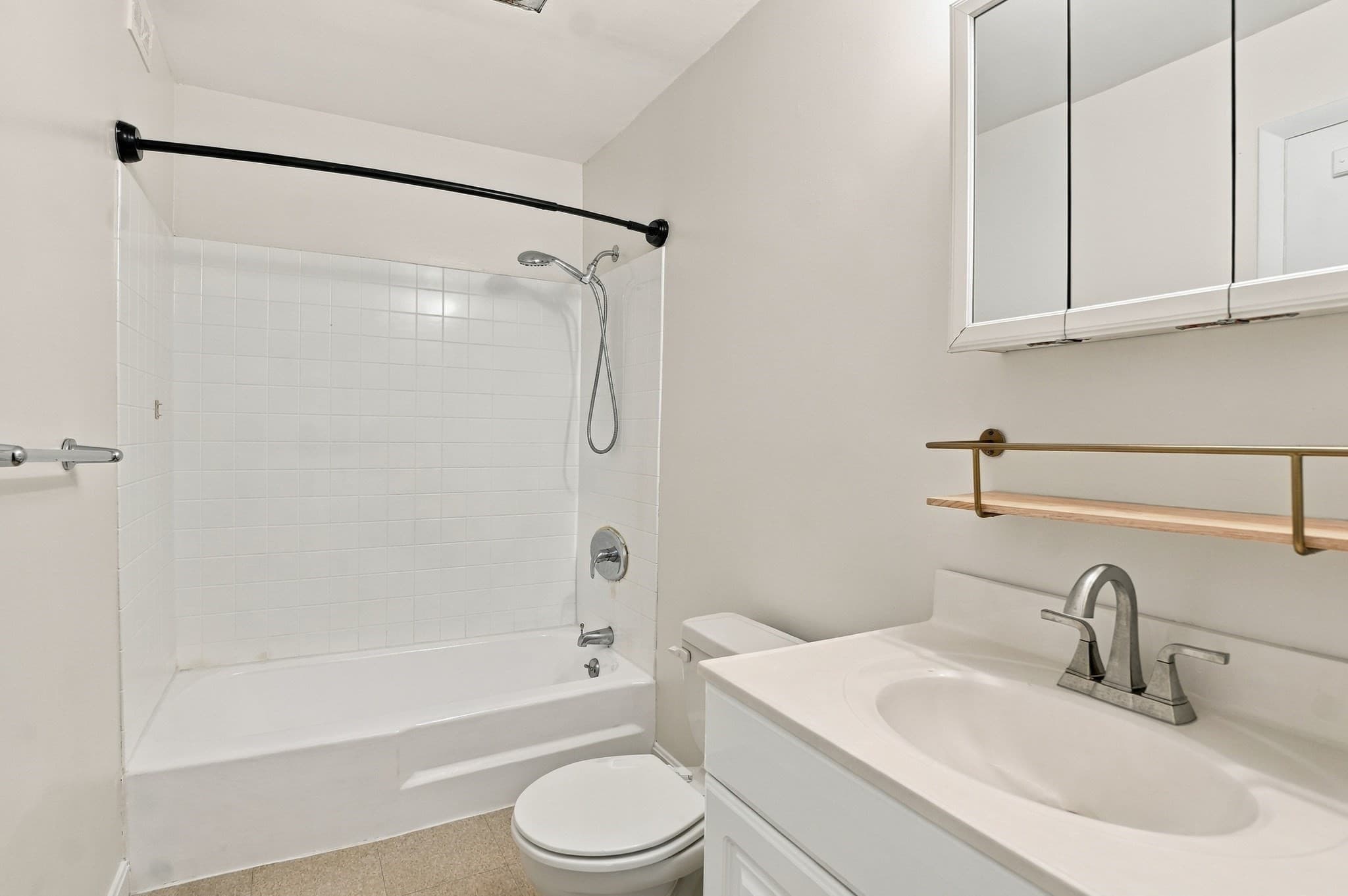 Condominium at 16 Shadowbrook Ln # 35, Milford MA 01757, Milford, photo 10 of 23