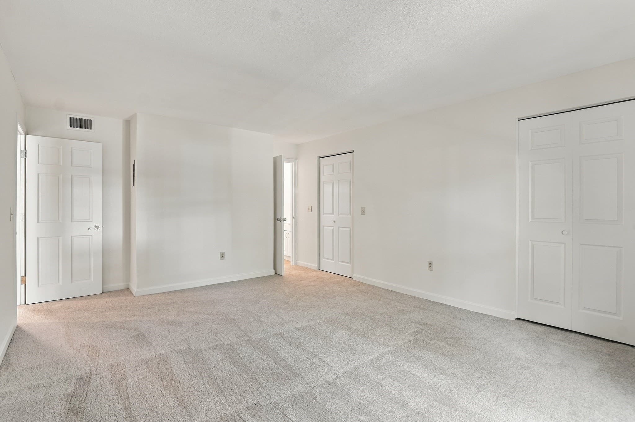 Condominium at 16 Shadowbrook Ln # 35, Milford MA 01757, Milford, photo 11 of 23