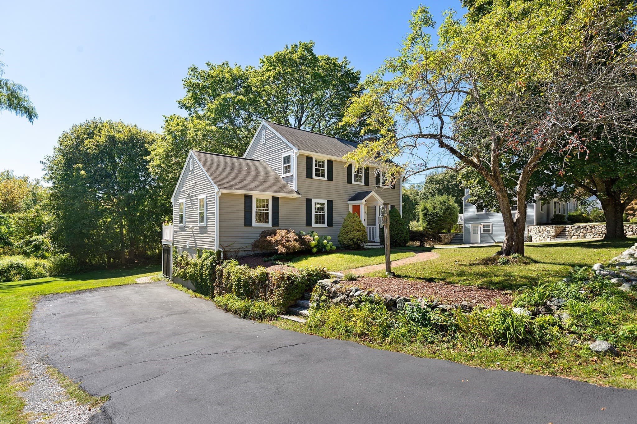 Single Family Residence at 310 Concord Ave, Lexington MA 02421, Lexington, photo 3 of 36