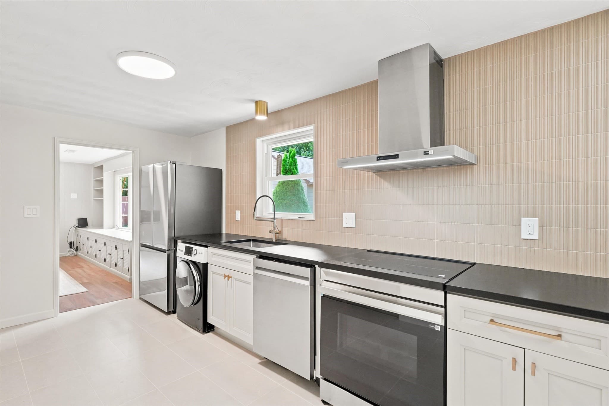 Single Family Residence at 23 Campello Road, Framingham MA 01701, Framingham, photo 10 of 42