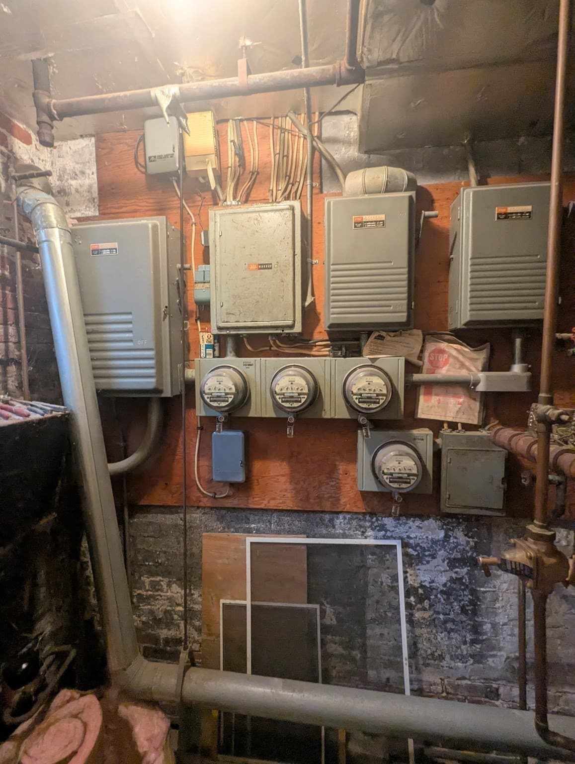 3 Family at 598 East Fourth Street, Boston MA 02127, Boston, photo 18 of 19