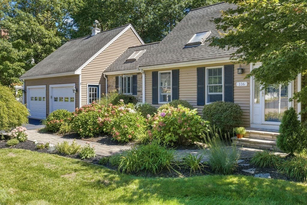 116 Kathleen Dr, Plymouth MA 02360