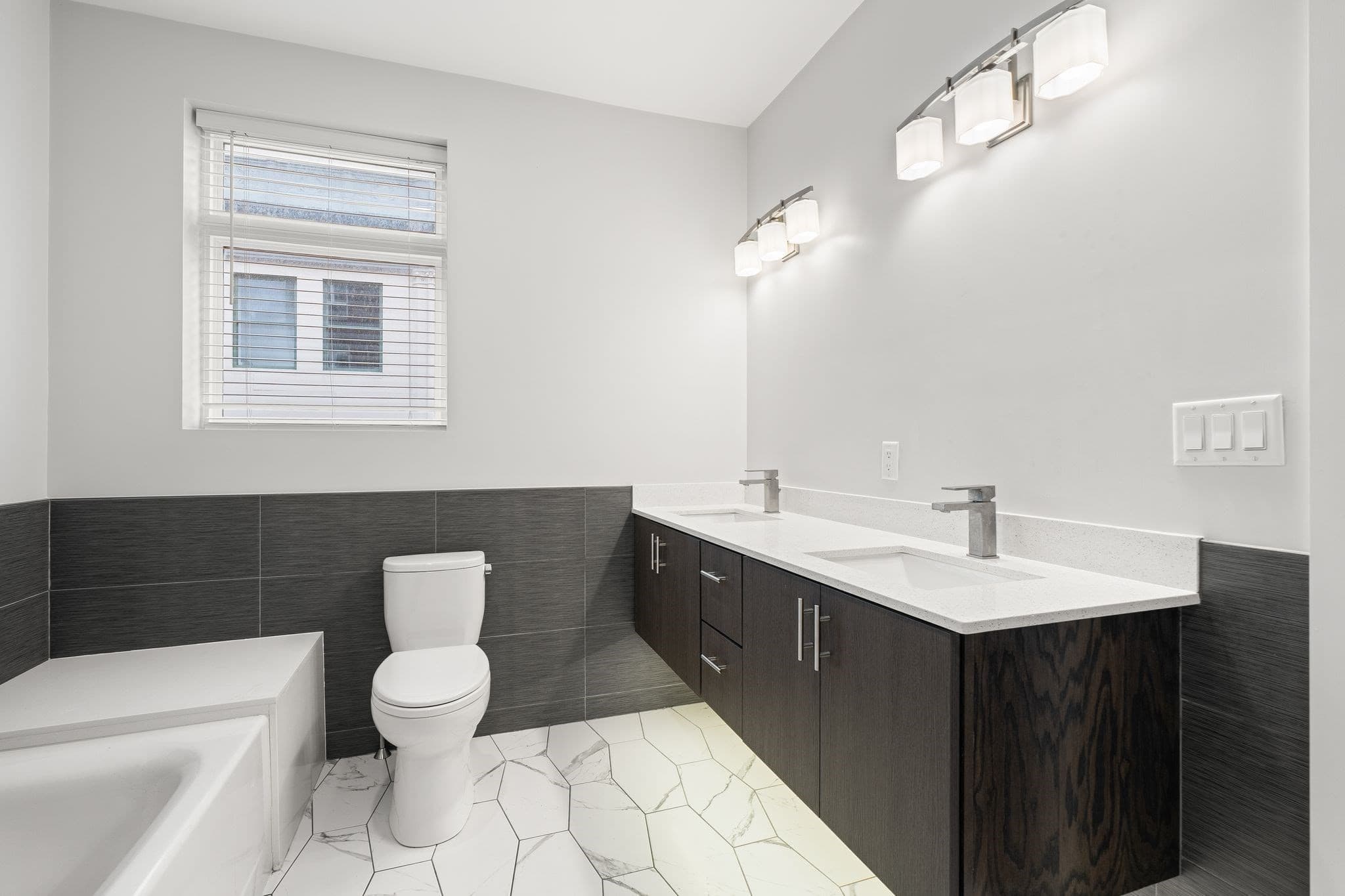 Condominium at 2 Cliveden Street # 201E, Quincy MA 02169, Quincy, photo 20 of 37