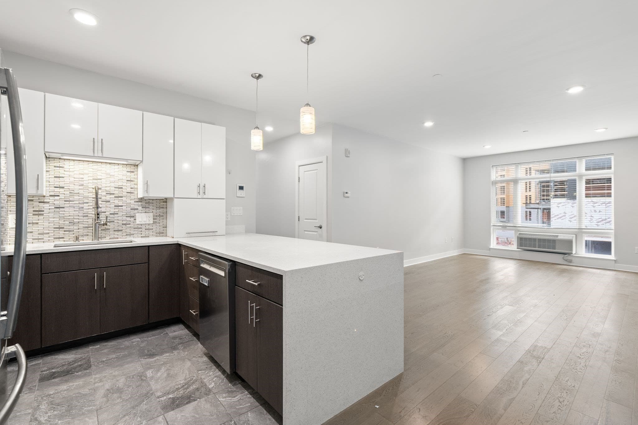Condominium at 2 Cliveden Street # 201E, Quincy MA 02169, Quincy, photo 4 of 37