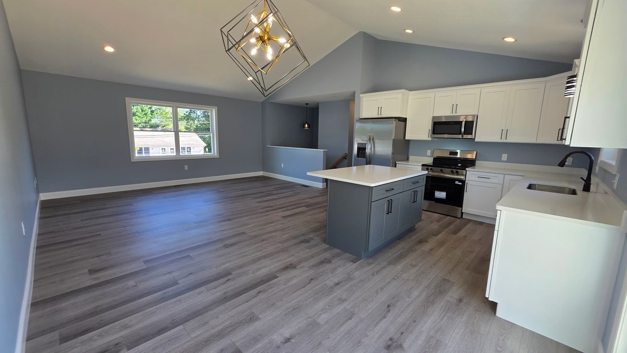 Single Family Residence at 12 Willow St, Chicopee MA 01020, Chicopee, photo 5 of 42
