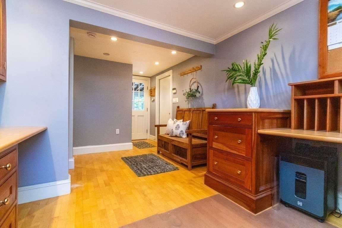 Single Family Residence at 30 Sarah St, Burlington MA 01803, Burlington, photo 30 of 42