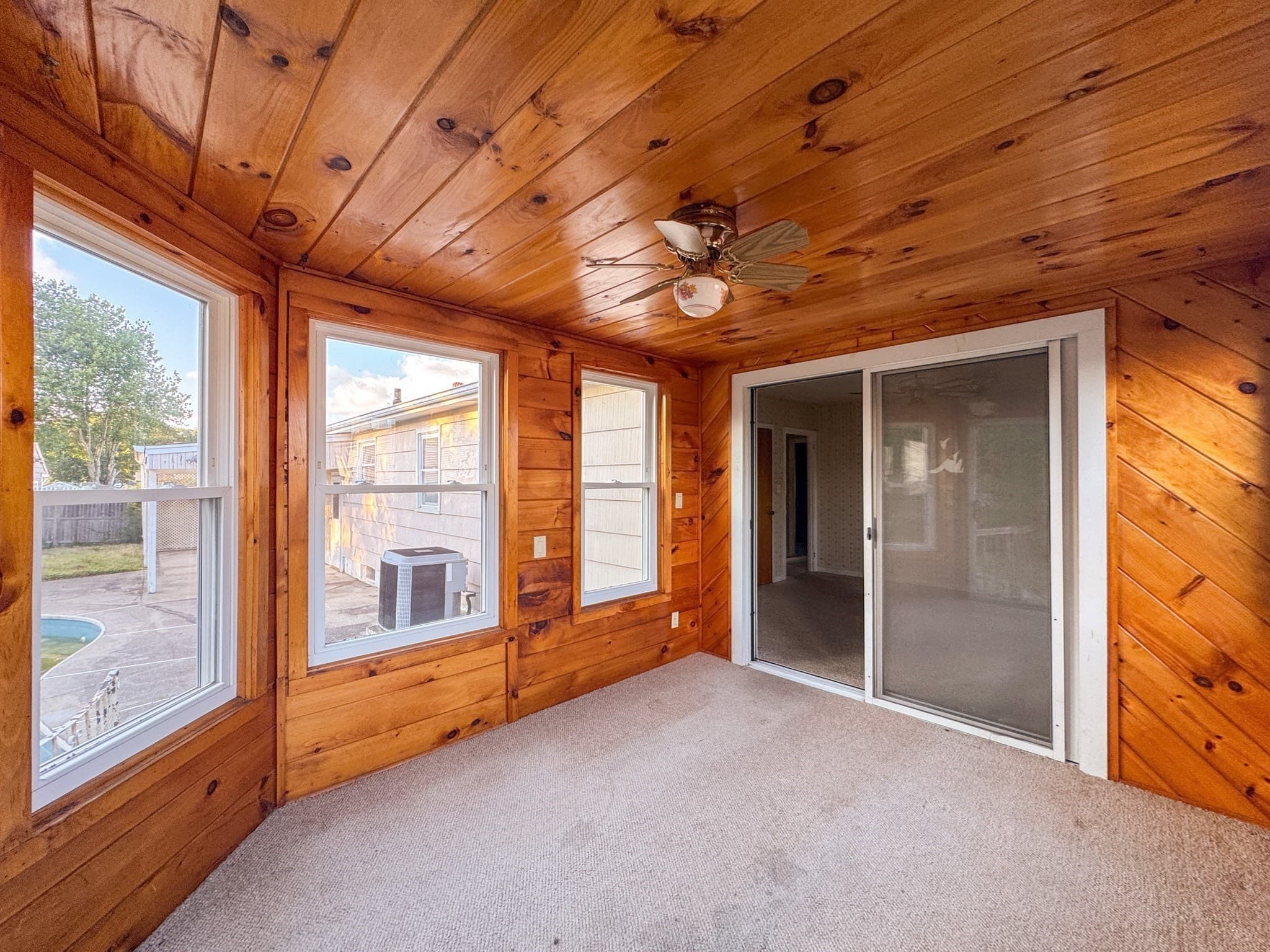 Single Family Residence at 7 Ann Ave, Dartmouth MA 02747, Dartmouth, photo 5 of 29