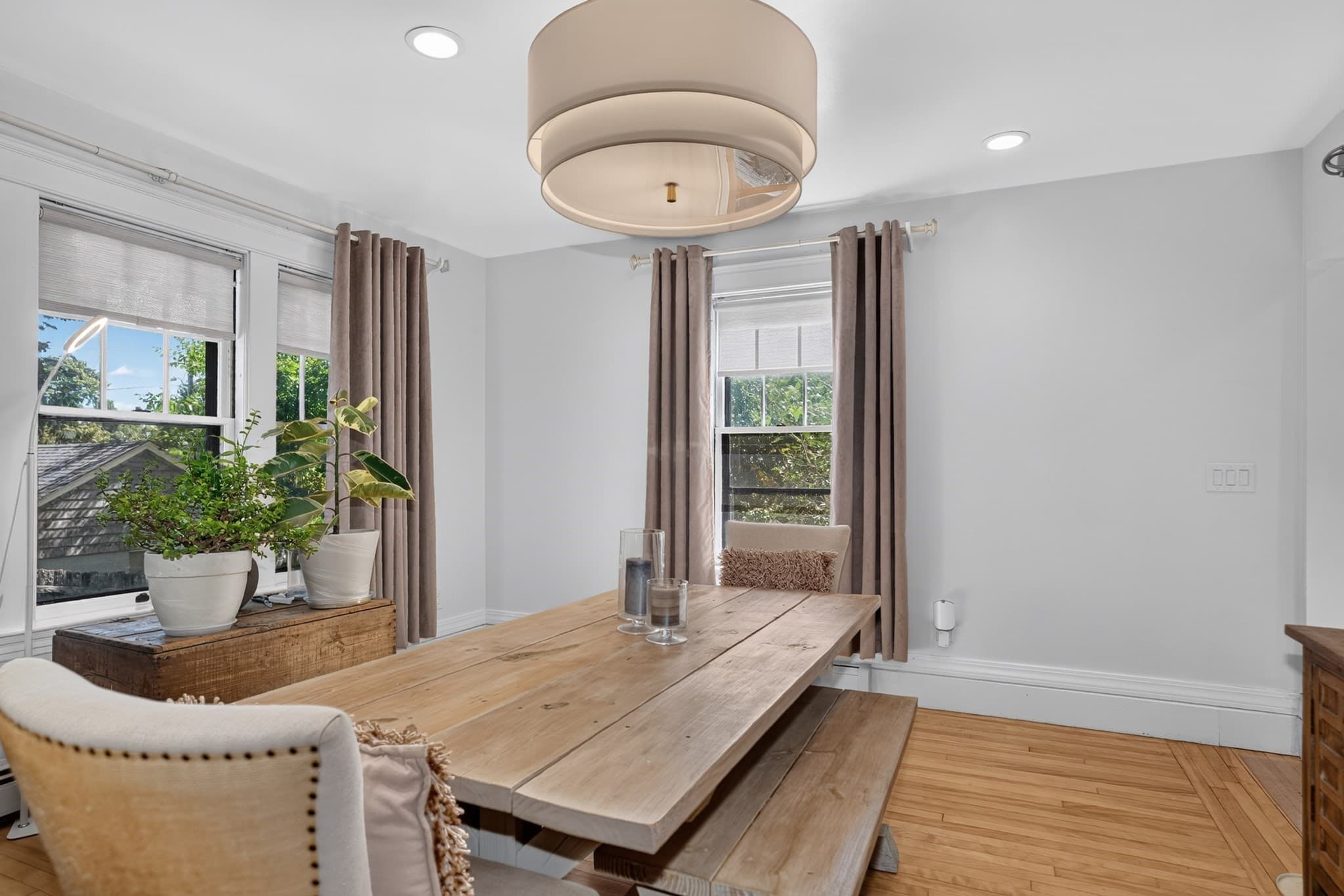 Single Family Residence at 68 Clark St, Worcester MA 01606, Worcester, photo 11 of 24