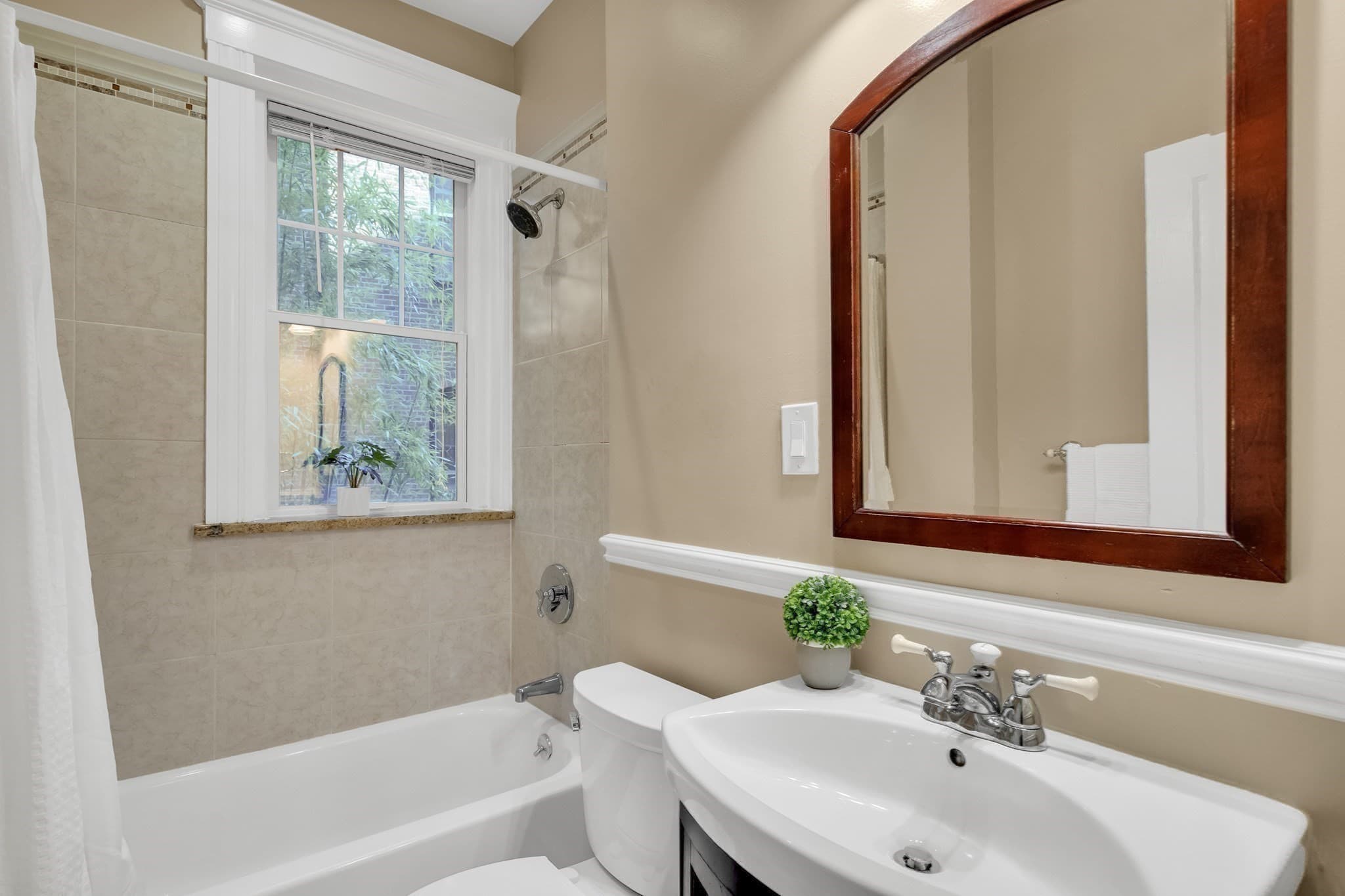 Condominium at 19 Shepard St # 3, Cambridge MA 02138, Cambridge, photo 13 of 18