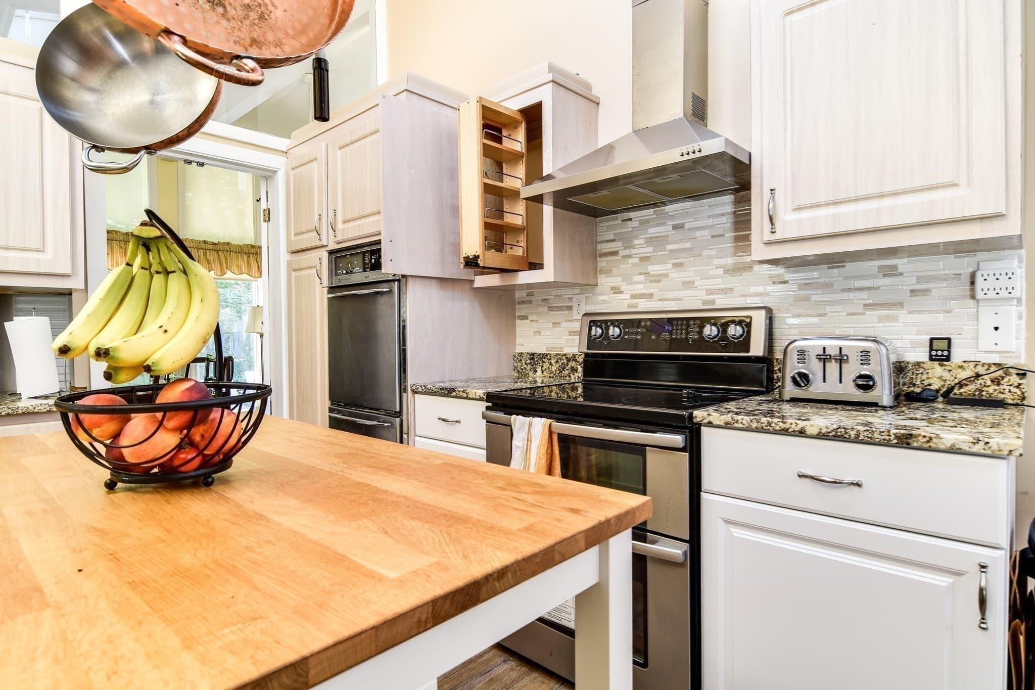 Single Family Residence at 9 Raleigh Rd, Dover MA 02030, Dover, photo 10 of 27