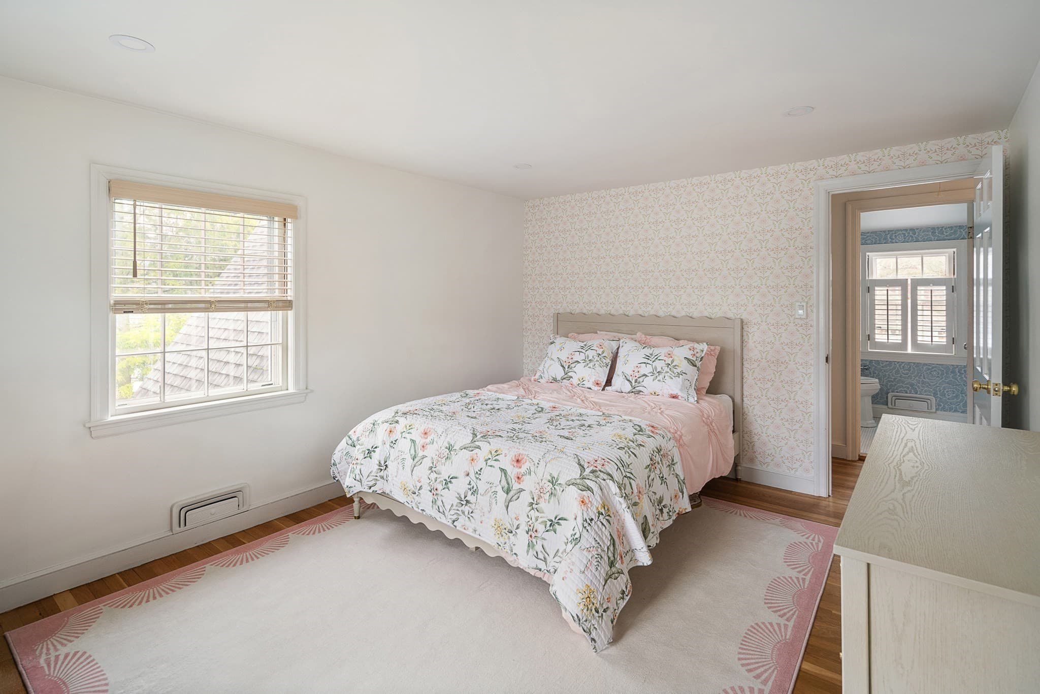 Single Family Residence at 39 River Glen Rd, Wellesley MA 02481, Wellesley, photo 23 of 34