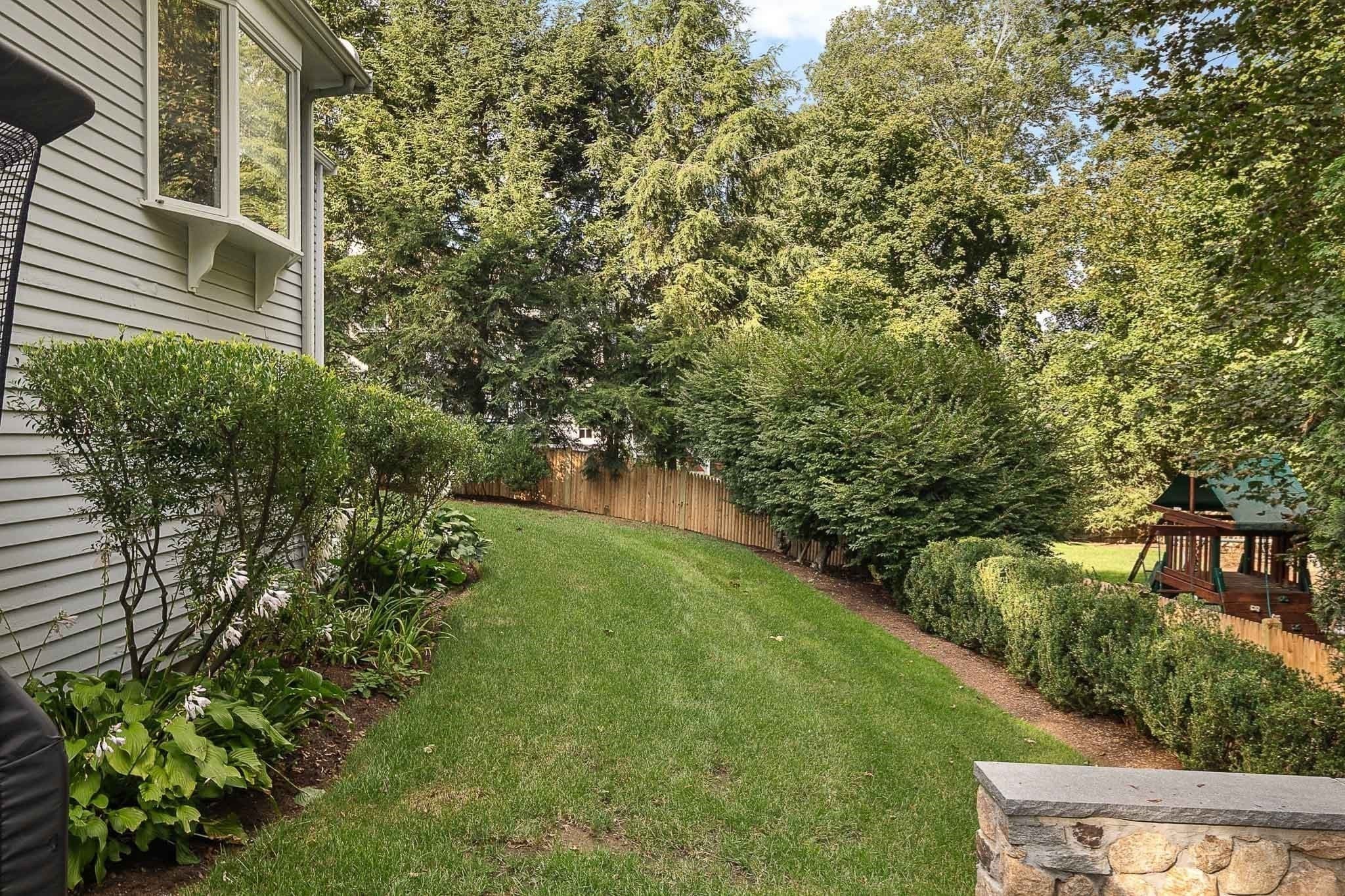 Single Family Residence at 39 River Glen Rd, Wellesley MA 02481, Wellesley, photo 32 of 34