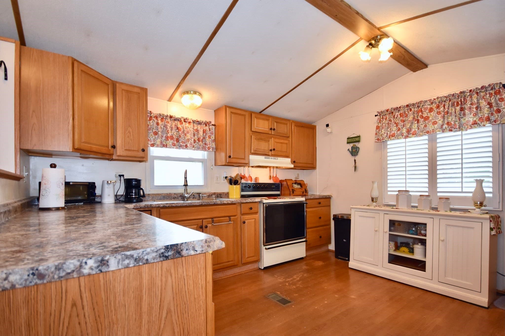 Mobile Home at 39 Pipers Way, Carver MA 02330, Carver, photo 3 of 19
