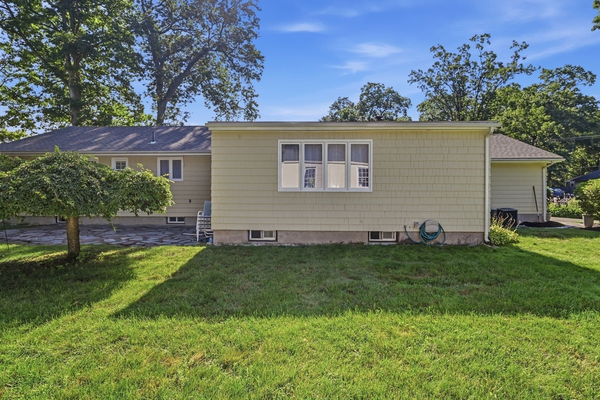 Single Family Residence at 80 Lynnwood Drive, Longmeadow MA 01106, Longmeadow, photo 6 of 42