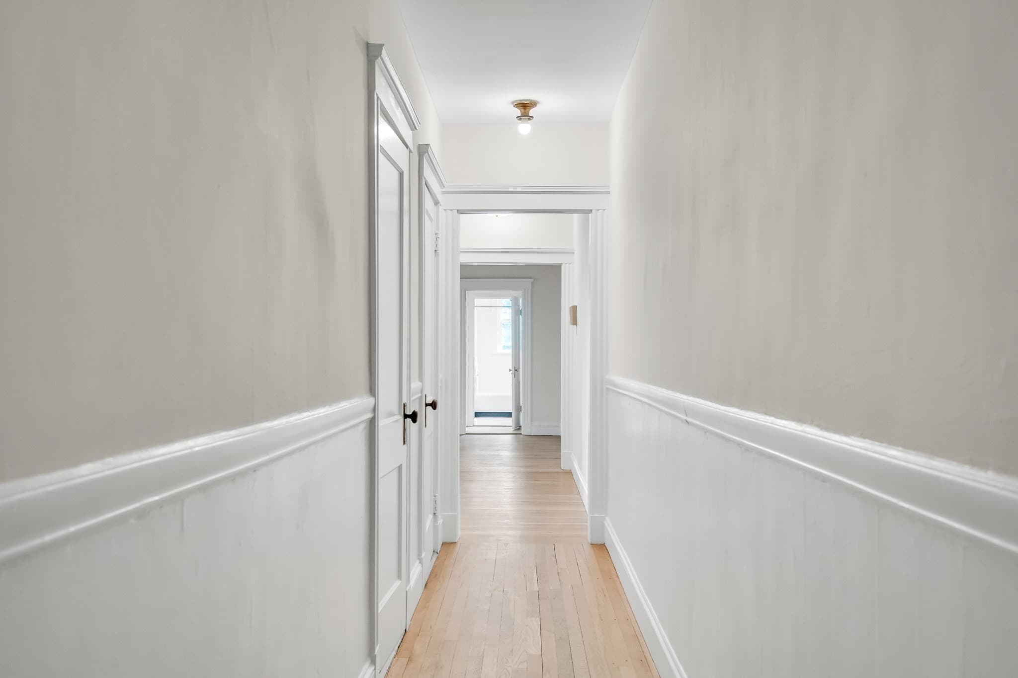 Condominium at 43 Linnaean # 24, Cambridge MA 02138, Cambridge, photo 3 of 19