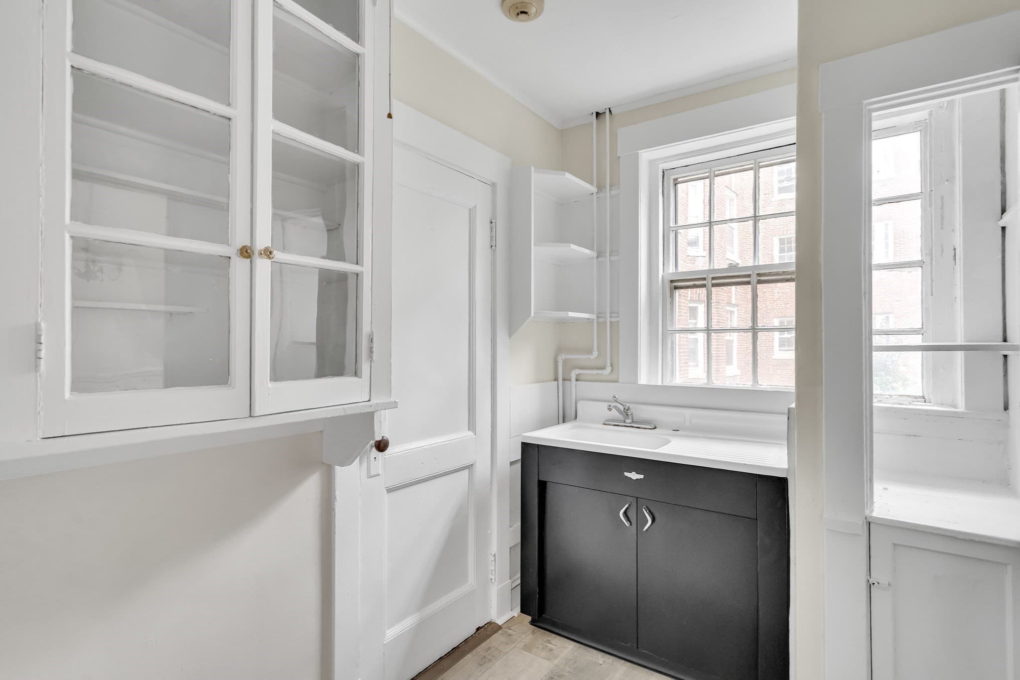 Condominium at 43 Linnaean # 24, Cambridge MA 02138, Cambridge, photo 11 of 19