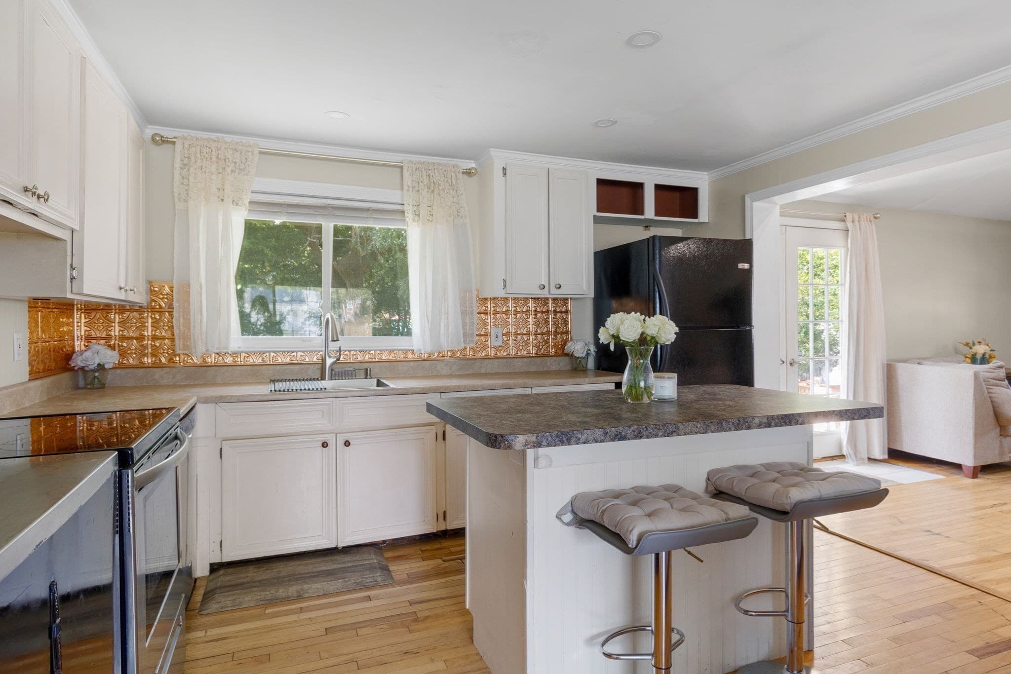Single Family Residence at 156 Boundary St, Brockton MA 02302, Brockton, photo 7 of 20
