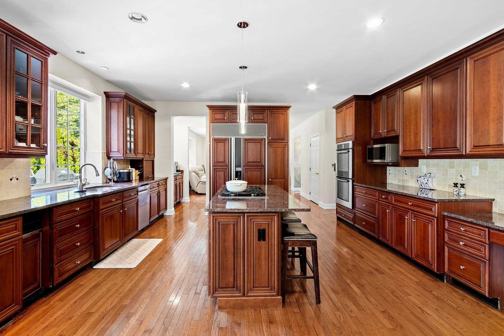Single Family Residence at 7 Cherokee Rd, Canton MA 02021, Canton, photo 9 of 37