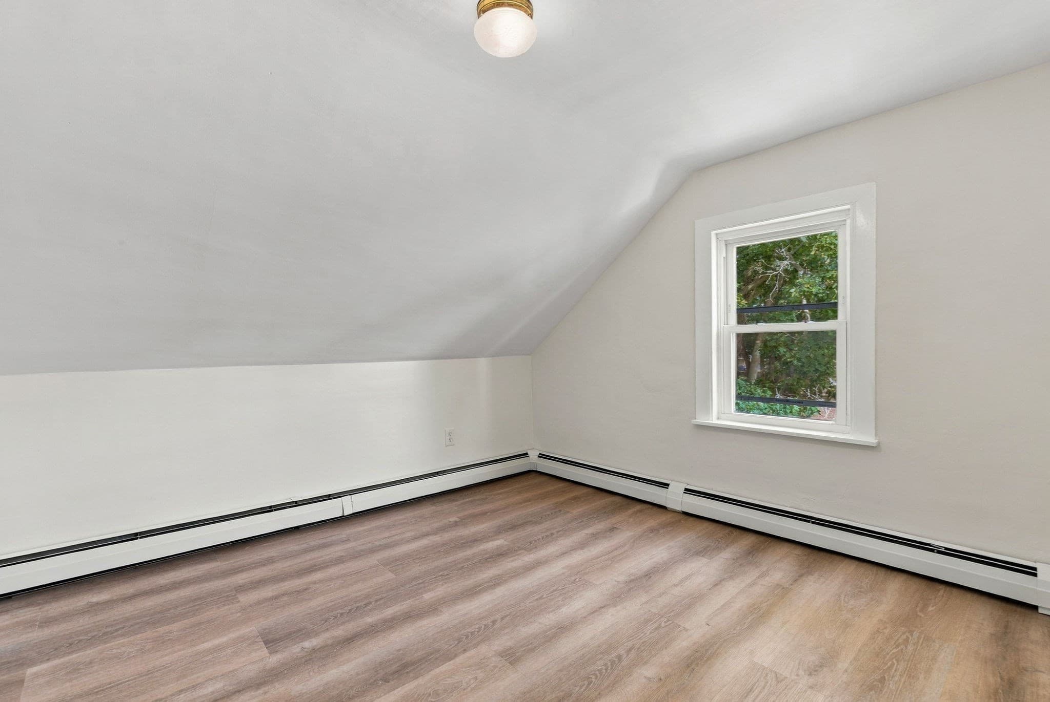 2 Family - 2 Units Up/Down at 5 Willow Ave, Salem MA 01970, Salem, photo 12 of 25
