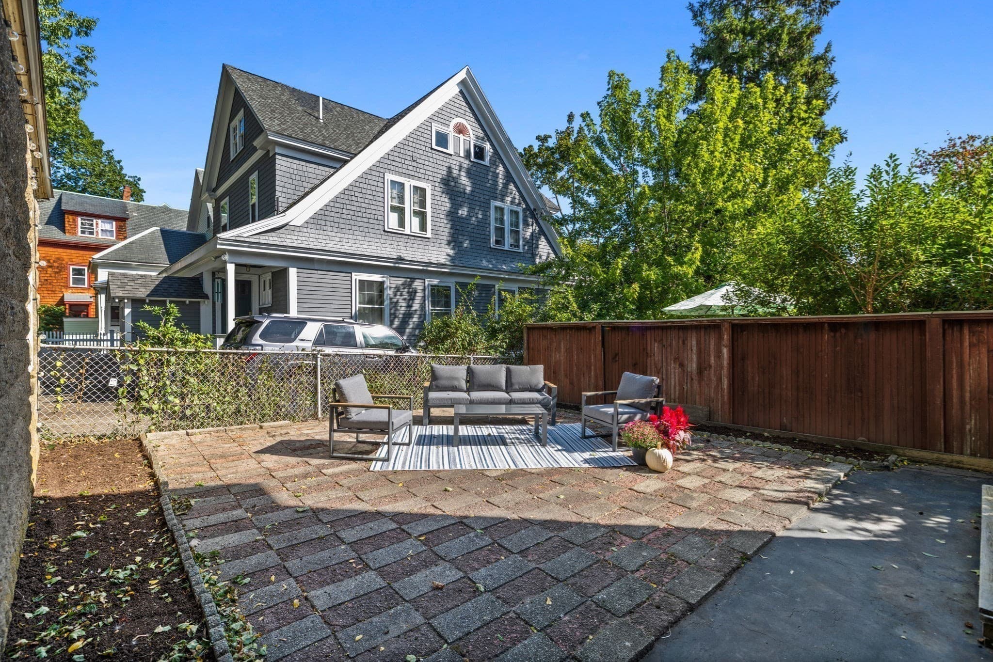 2 Family - 2 Units Up/Down at 5 Willow Ave, Salem MA 01970, Salem, photo 20 of 25