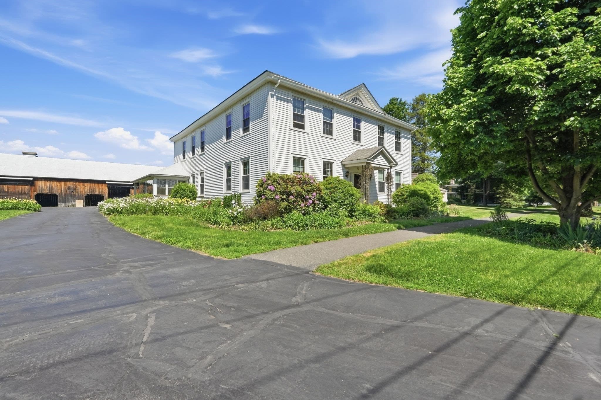 3 Family at 15 Main St, Hatfield MA 01038, photo 4 of 38