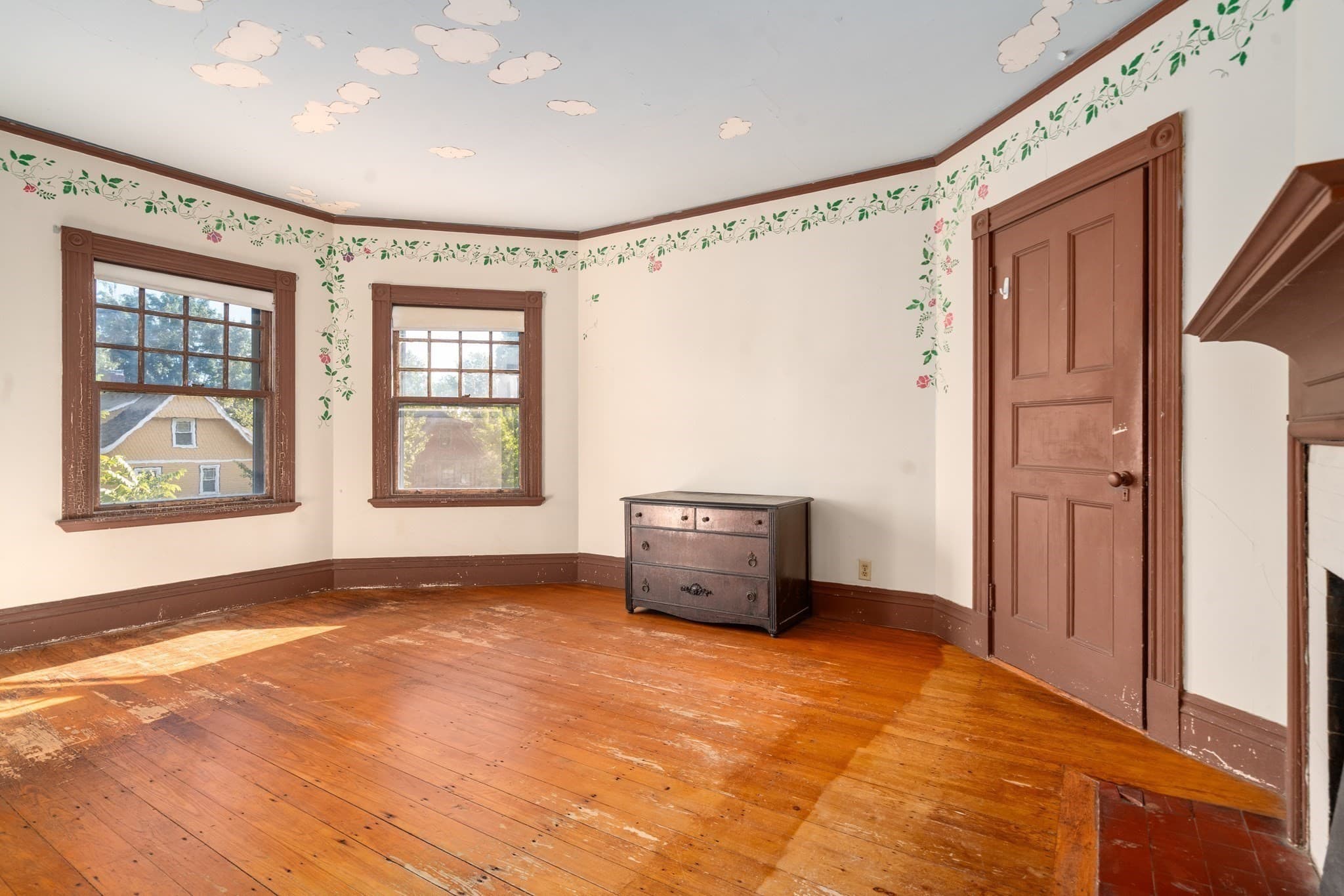 Single Family Residence at 12 Alban St, Boston MA 02124, Boston, photo 12 of 40