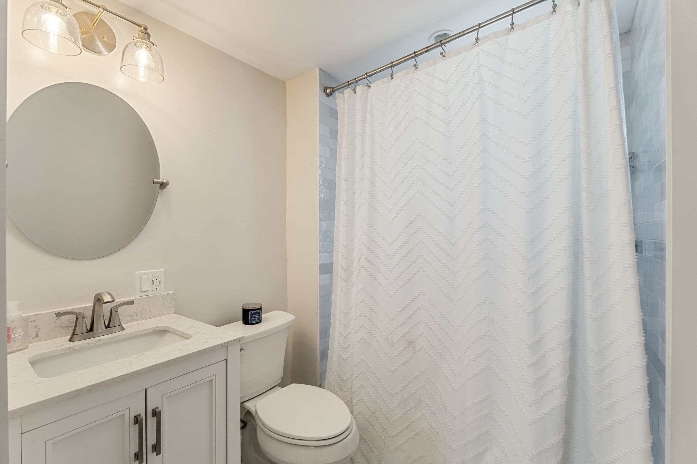 Single Family Residence at 11 Clifton Ave, Saugus MA 01906, Saugus, photo 8 of 21