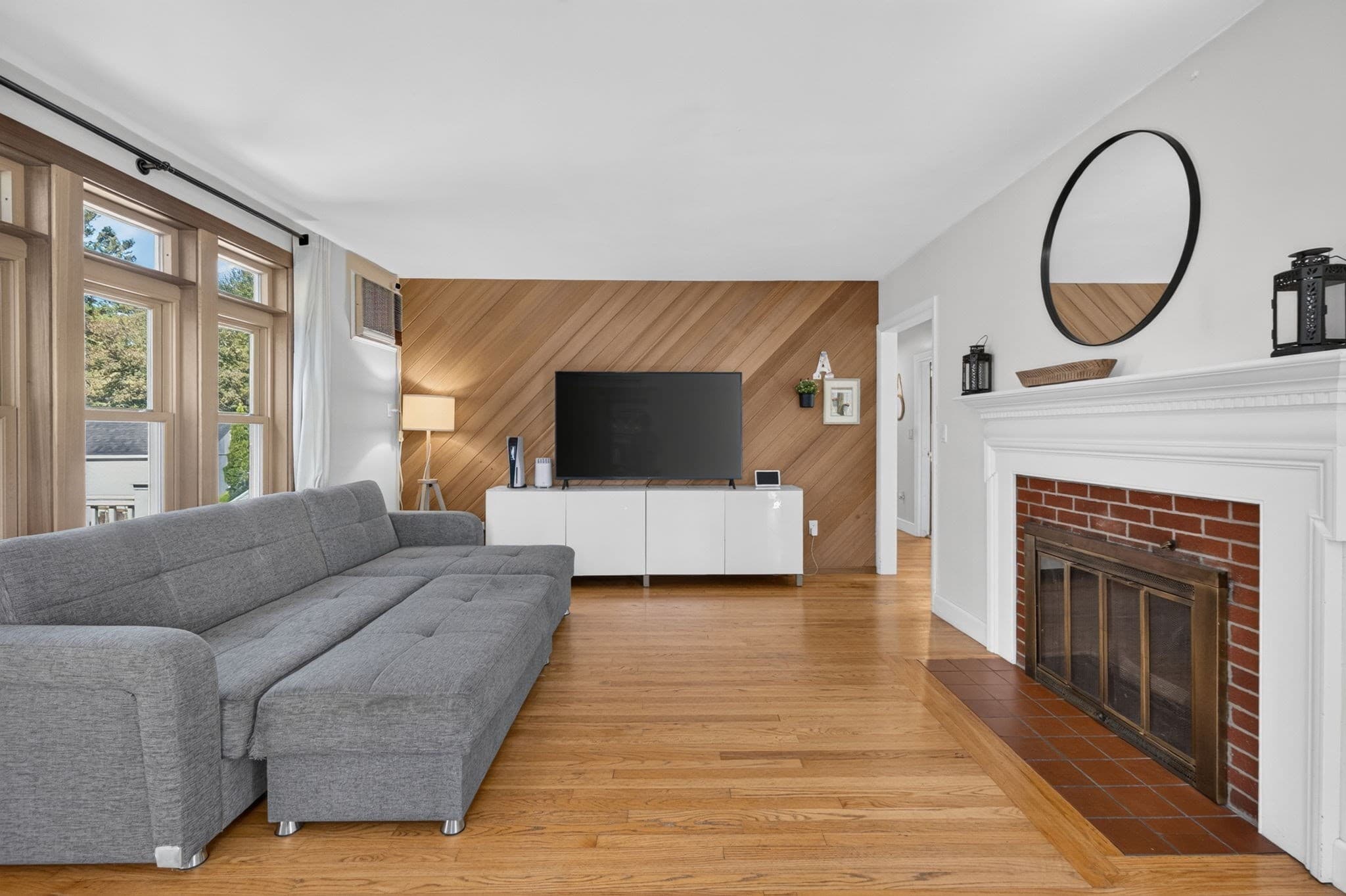 Single Family Residence at 213 Salem St, Andover MA 01810, Andover, photo 6 of 31