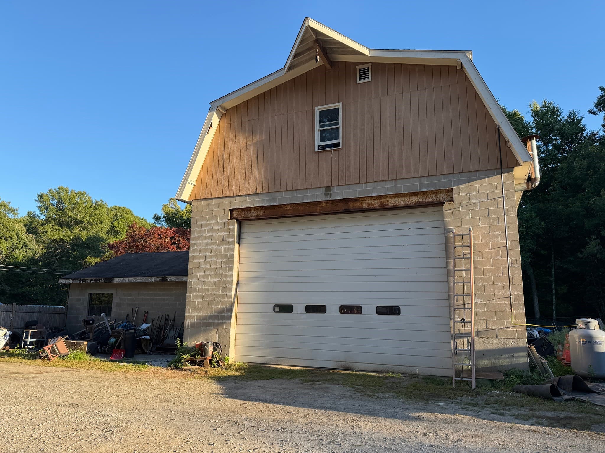 Single Family Residence at 434 Center Street, Bellingham MA 02019, photo 3 of 4