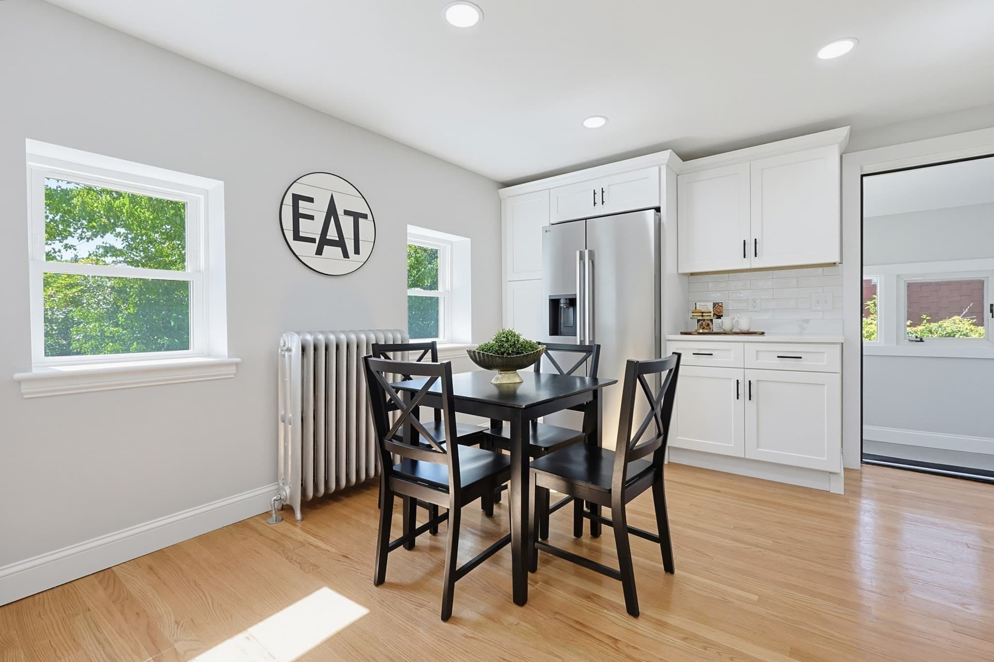 Single Family Residence at 165 Chestnut St, North Attleboro MA 02760, North Attleboro, photo 7 of 38