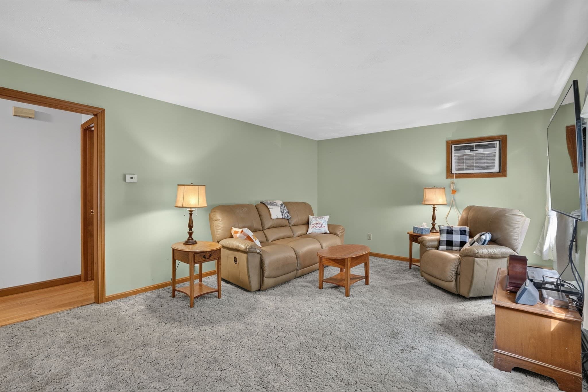 Single Family Residence at 210 Tispaquin St, Middleboro MA 02346, Middleboro, photo 18 of 38