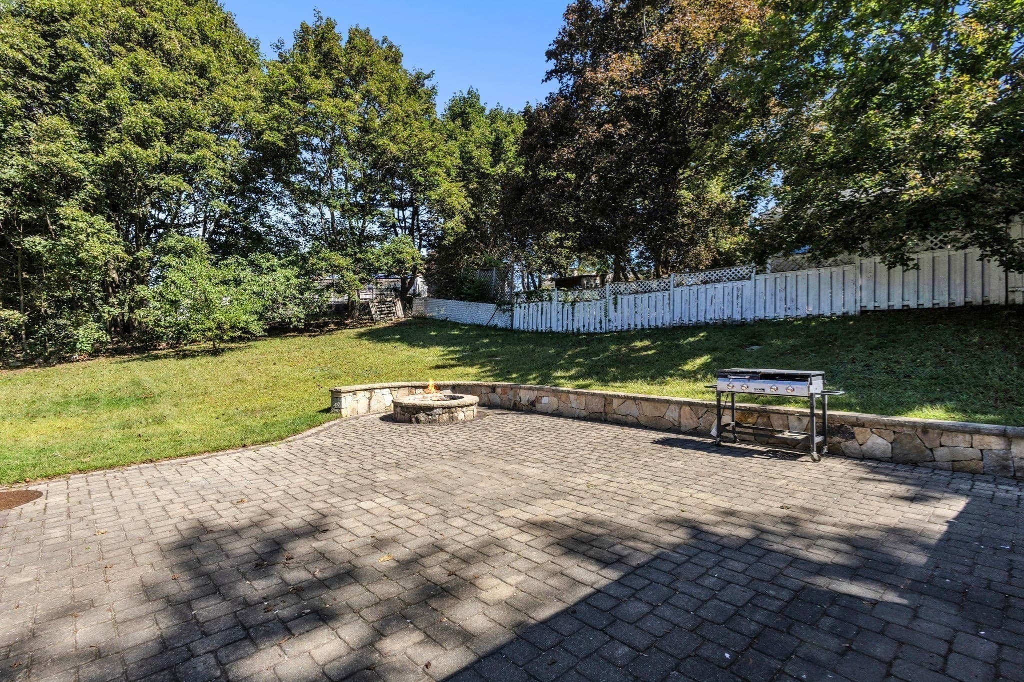 Single Family Residence at 4 Stratton Rd, Hudson MA 01749, Hudson, photo 33 of 41