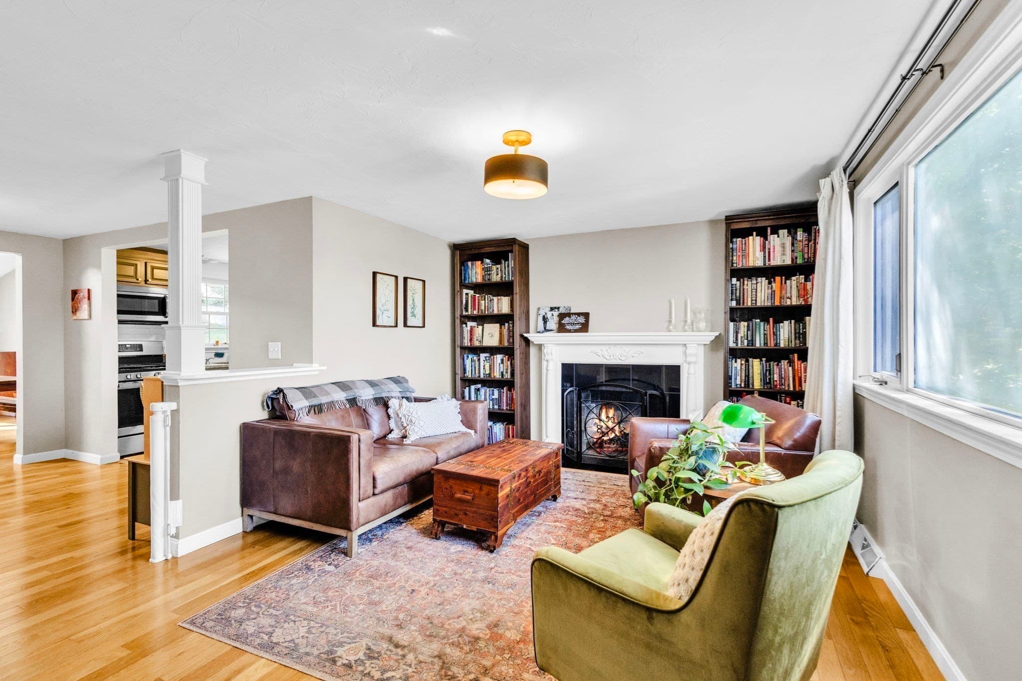Single Family Residence at 4 Stratton Rd, Hudson MA 01749, Hudson, photo 4 of 41