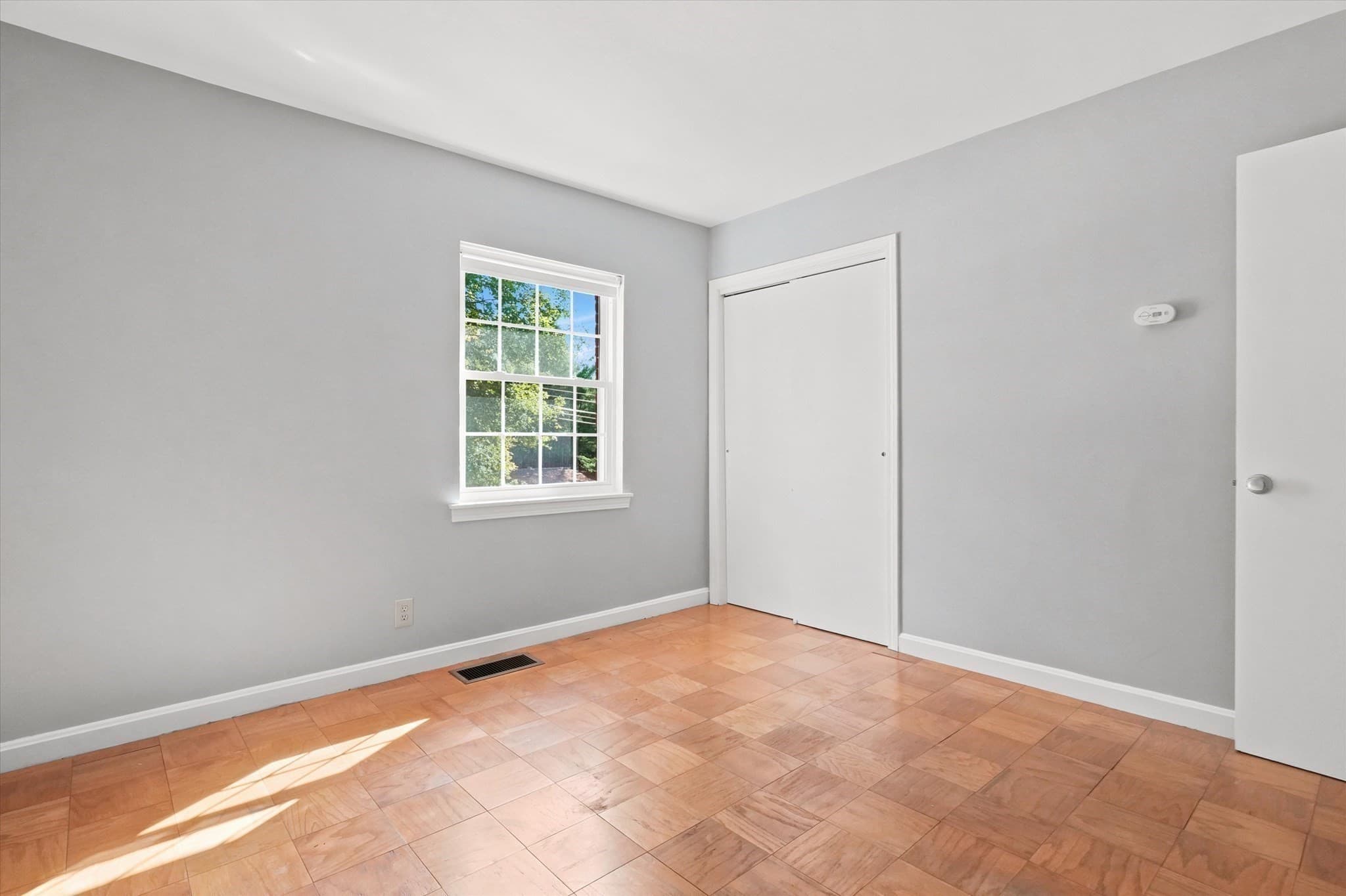 Condominium at 104 Windsor Drive # 104, Framingham MA 01701, Framingham, photo 23 of 39