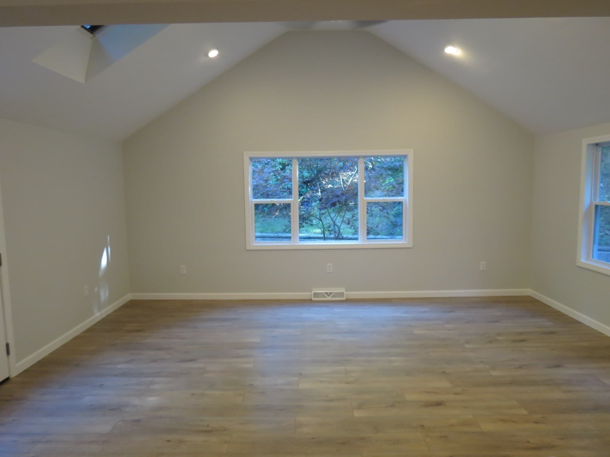 Single Family Residence at 48 Grove St, Plympton MA 02367, Plympton, photo 5 of 20