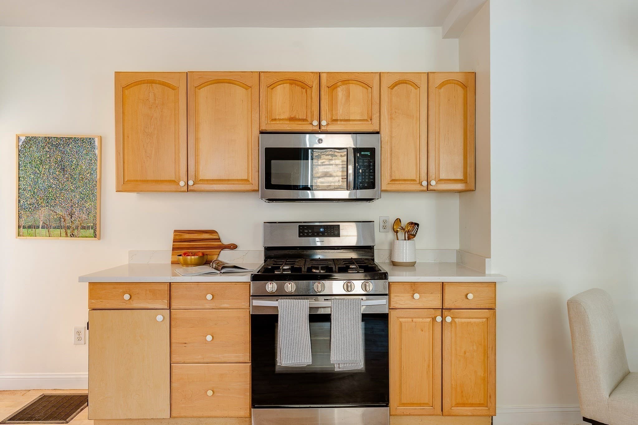 Condominium at 66 Walden St # 1, Cambridge MA 02140, Cambridge, photo 6 of 10