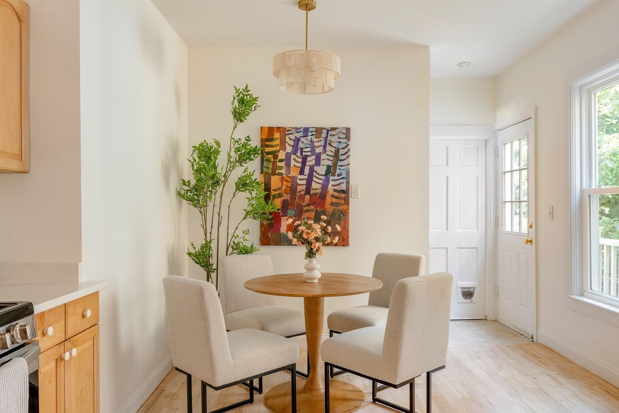Condominium at 66 Walden St # 1, Cambridge MA 02140, Cambridge, photo 5 of 10
