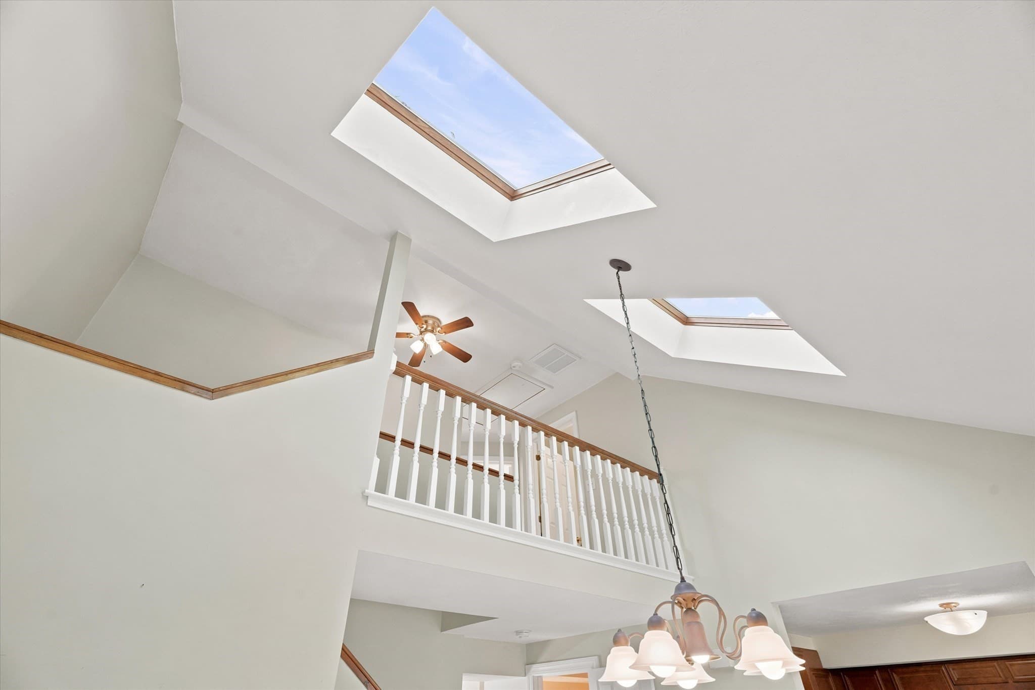 Condominium at 59 Holyoke # 3, Lynn MA 01905, Lynn, photo 4 of 41