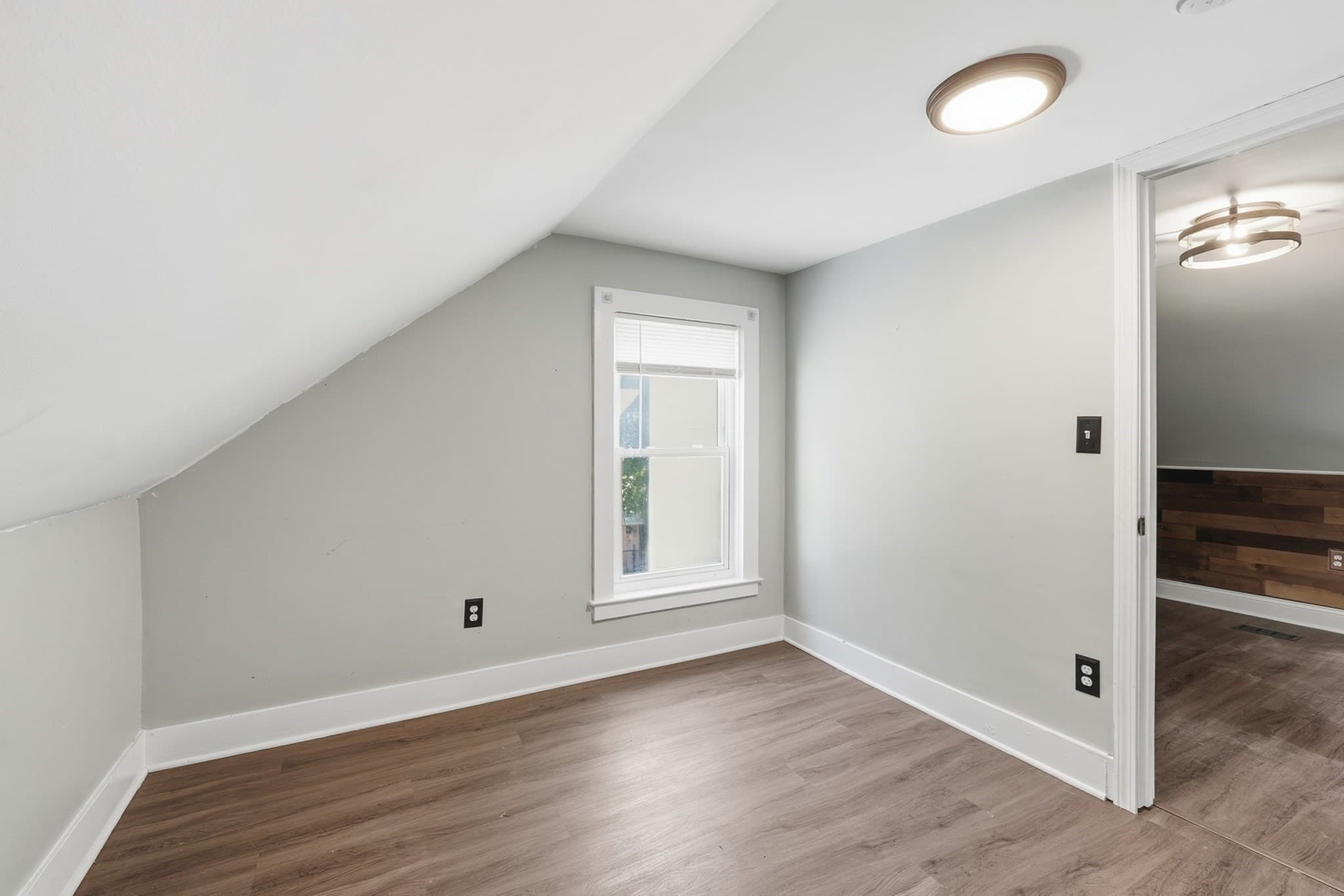 Single Family Residence at 6 Goddard St, Webster MA 01570, Webster, photo 23 of 29