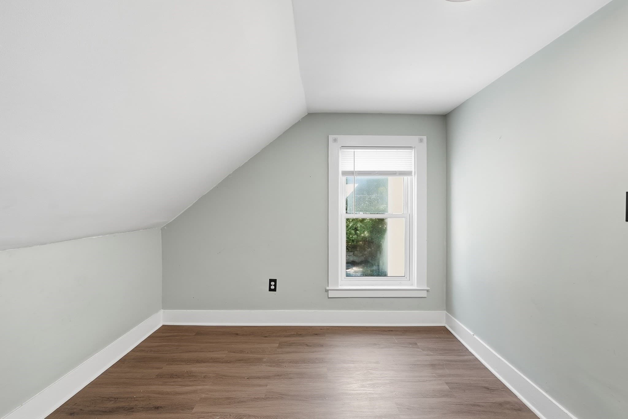 Single Family Residence at 6 Goddard St, Webster MA 01570, Webster, photo 22 of 29