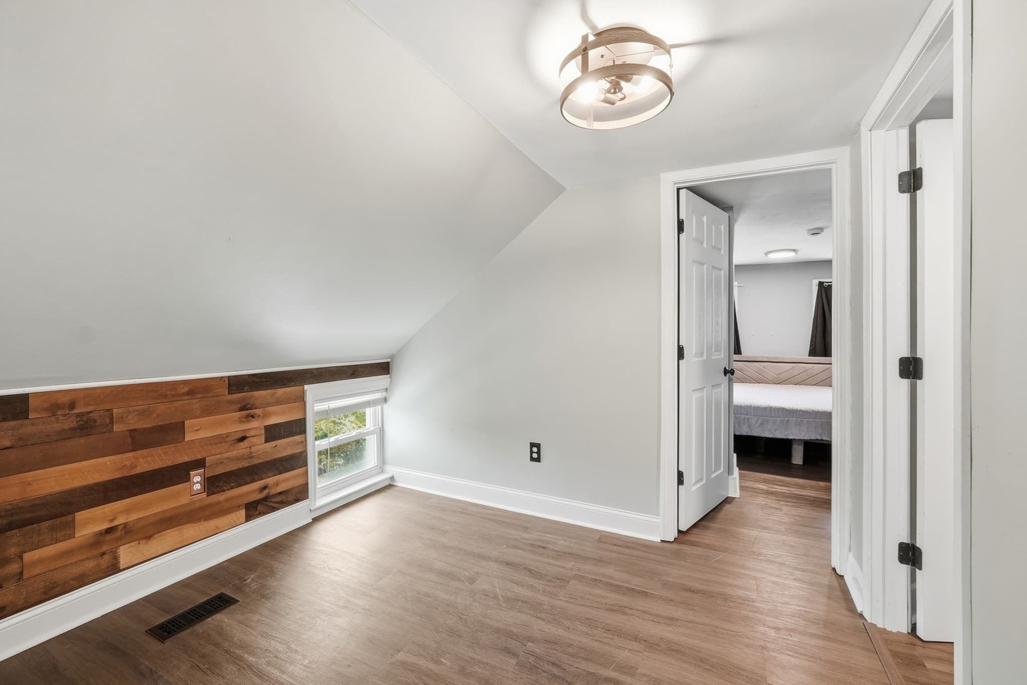 Single Family Residence at 6 Goddard St, Webster MA 01570, Webster, photo 18 of 29