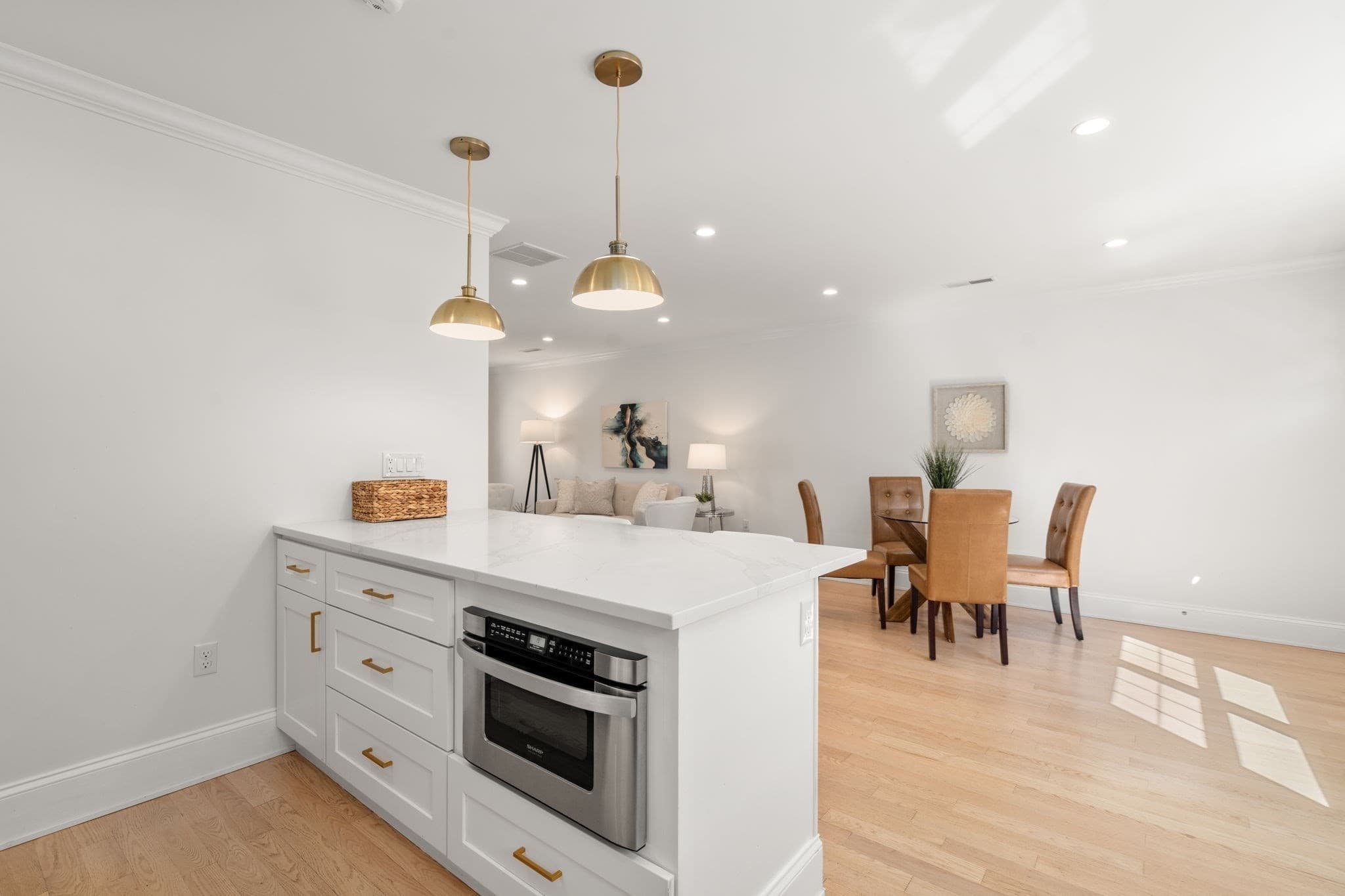 Condominium at 156 Ash Street # 2, Waltham MA 02453, Waltham, photo 7 of 35