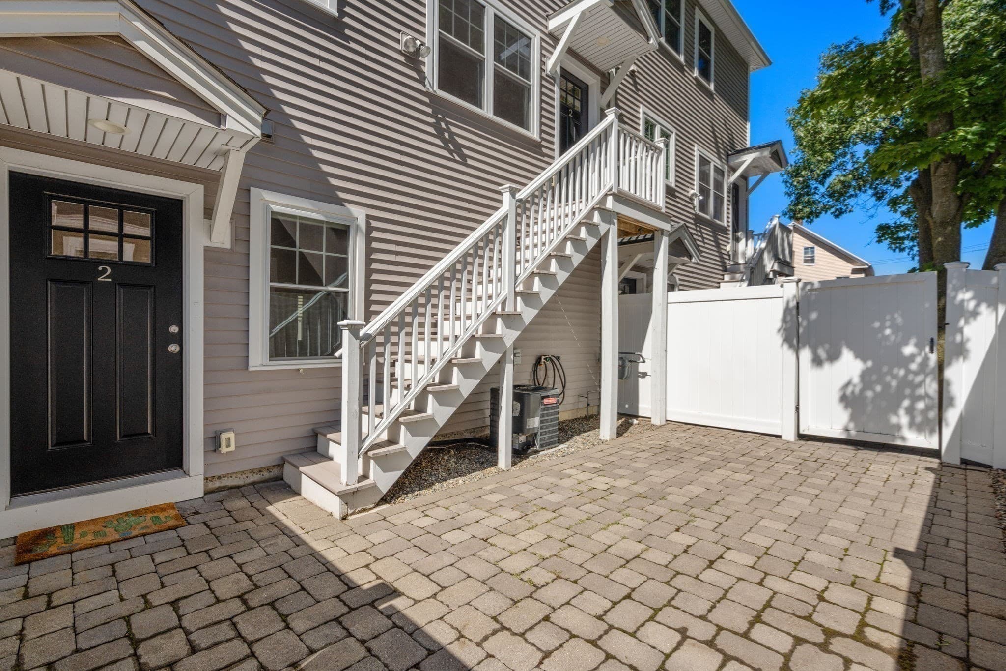 Condominium at 156 Ash Street # 2, Waltham MA 02453, Waltham, photo 31 of 35