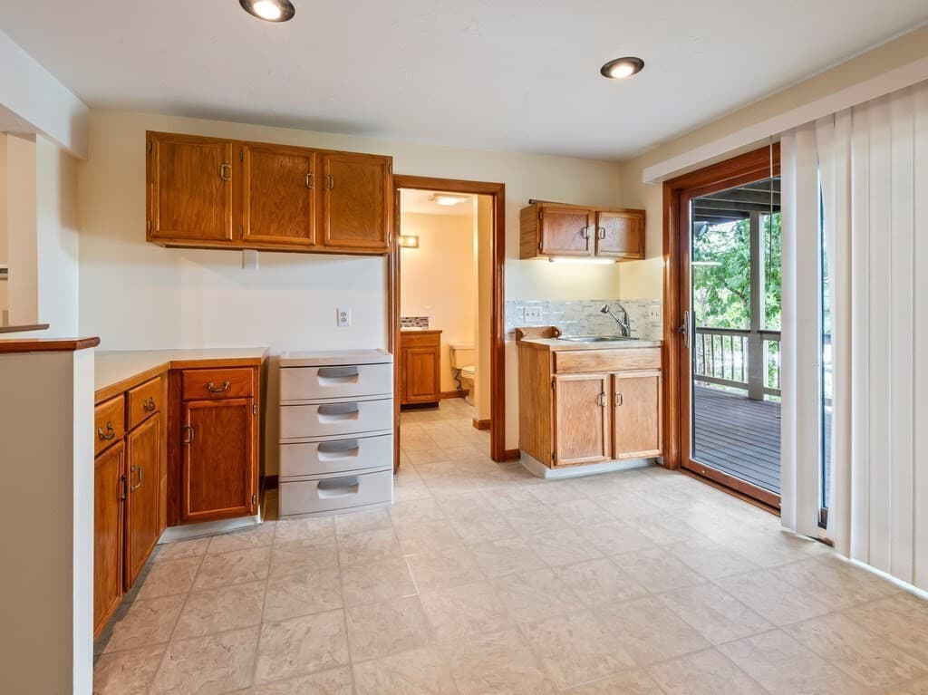 Single Family Residence at 51 Old North Woodstock Rd, Southbridge MA 01550, Southbridge, photo 17 of 23
