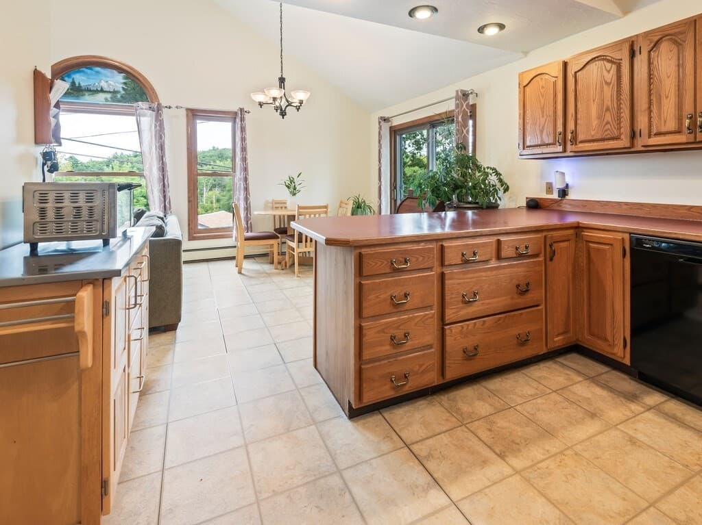 Single Family Residence at 51 Old North Woodstock Rd, Southbridge MA 01550, Southbridge, photo 8 of 23